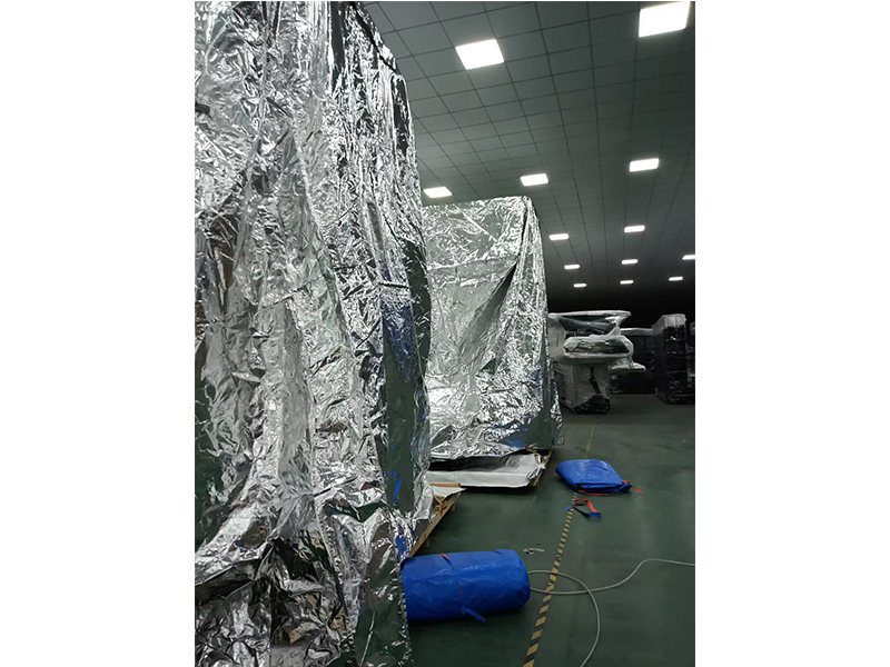 龍崗新(xin)能源重型木(mu)箱真空包裝(zhuāng)