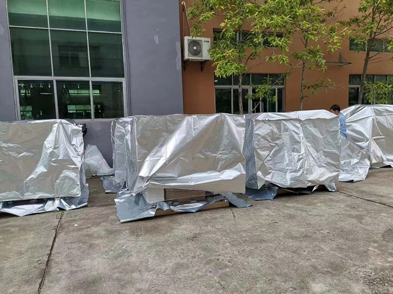 深圳福(fú)永自動化設備出(chu)口真空包裝